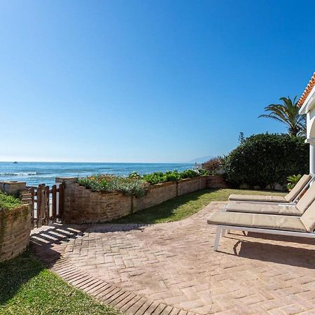 Charming Villa On The Seafront Marbella Exteriér fotografie